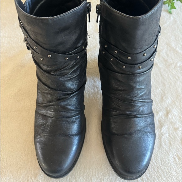 Bear Traps Western Black Ruched Vegan Boots with 2 1/2” Heels Women’s Size 10 - Picture 3 of 12